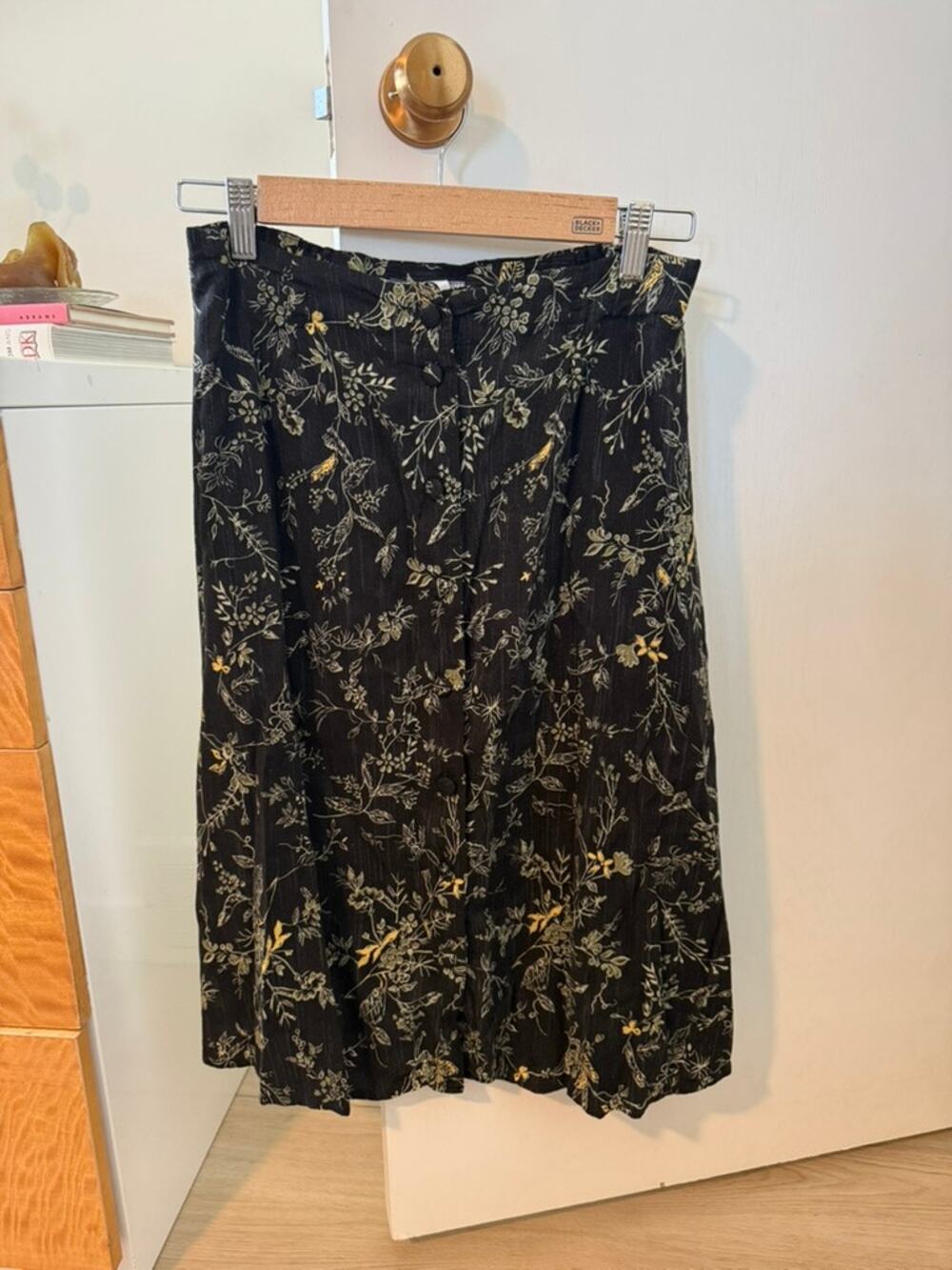 Vintage Sag Harbor Rayon Floral Midi Skirt 90s Button Front Cottagecore Small ✨